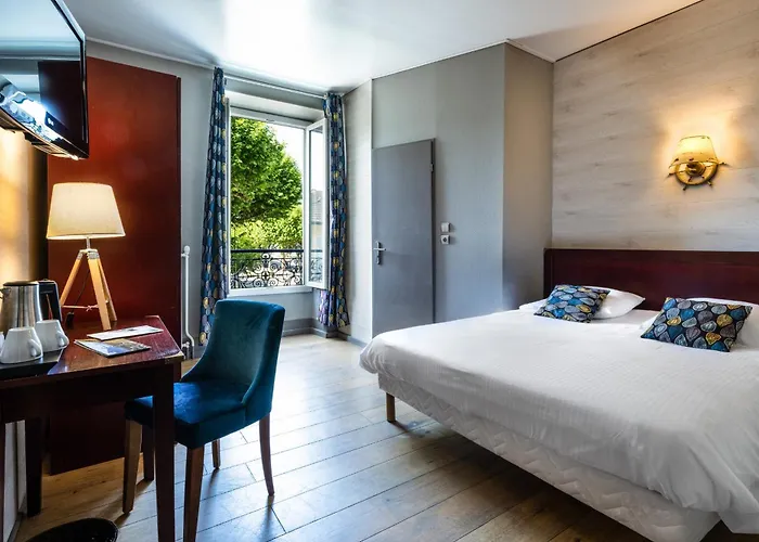 Hotel Beau Rivage 3*